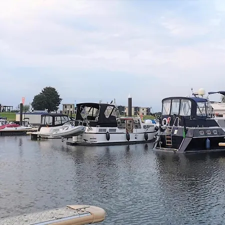 Marina Strandbad Land In Sicht Mit Zaun Haus Nr 81 Ferienhaus *