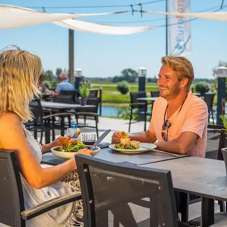 Marina Strandbad Land In Sicht Mit Zaun Haus Nr 81 *