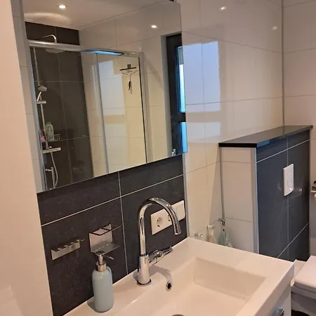 Marina Strandbad Land In Sicht Mit Zaun Haus Nr 81 Ferienhaus *