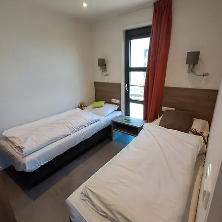 Marina Strandbad Land In Sicht Mit Zaun Haus Nr 81 Olburgen