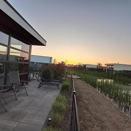 Marina Strandbad Land In Sicht Mit Zaun Haus Nr 81 Olburgen