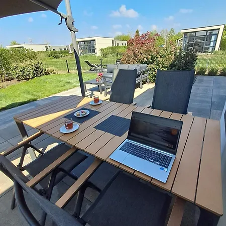 Marina Strandbad Land In Sicht Mit Zaun Haus Nr 81 * Olburgen