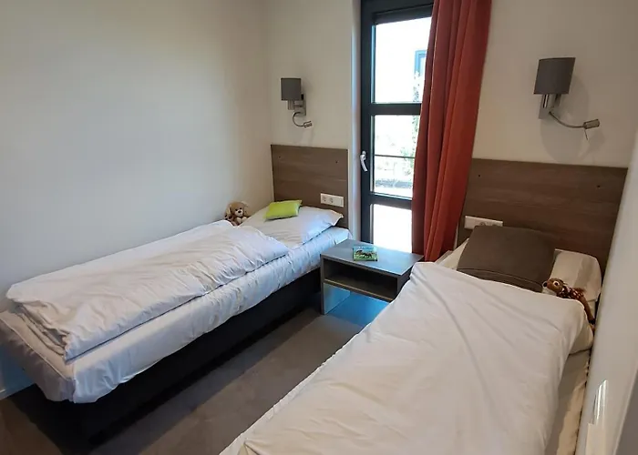 Marina Strandbad Land In Sicht Mit Zaun Haus Nr 81 Olburgen