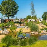 Marina Strandbad Land In Sicht Mit Zaun Haus Nr 81