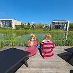 Marina Strandbad Land In Sicht Mit Zaun Haus Nr 81