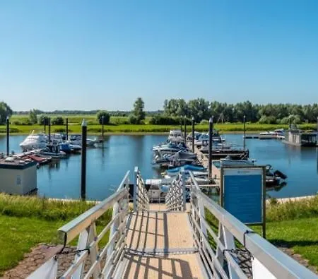 Ferienhaus Marina Strandbad Land In Sicht Mit Zaun Haus Nr 81